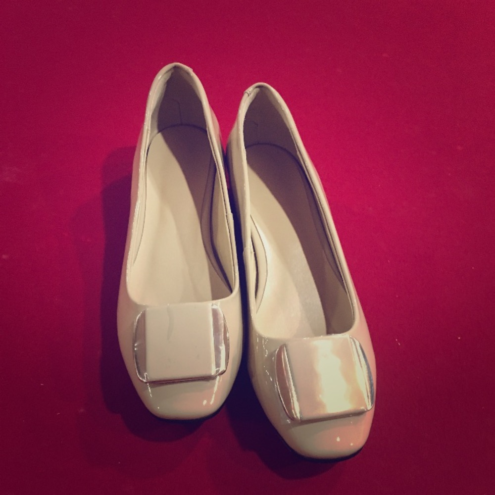 Shoes never been worn!!